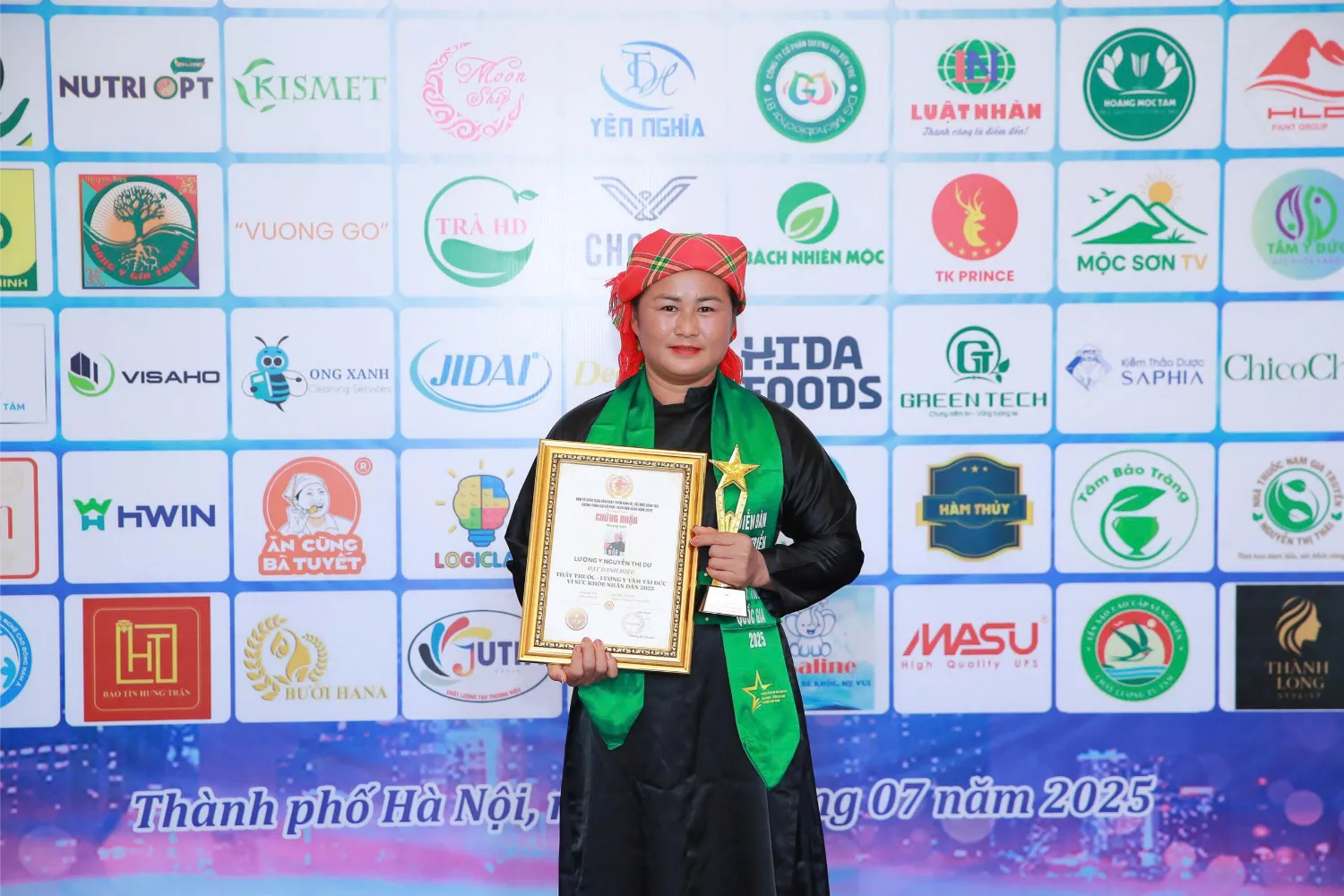 Thầy thuốc Nguyễn Thị Dự