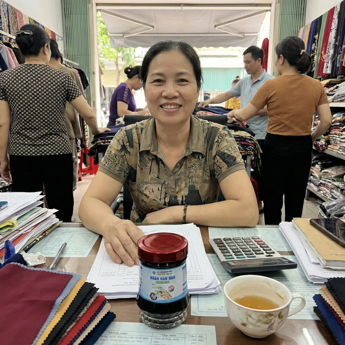 Cô Phạm Thị Lan (55 tuổi - Kinh doanh tự do, Nam Định)